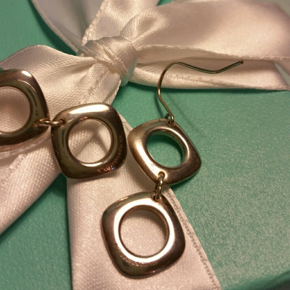 Tiffany & Co. Cushion Necklace/Bracelet/Earrings - Picture 3 of 8